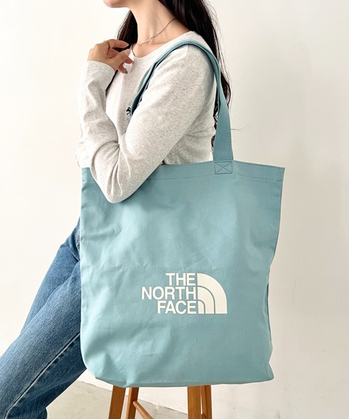 THE NORTH FACE(ザノースフェイス)の「THE NORTH FACE(ザ・ノースフェイス)/A4対応 大容量 ロゴプリント コットン キャンバストートバッグ/TNF LOGO COTTON BAG M(トートバッグ・レディース・クリーム/ブラック・FREE)」の12枚目の写真