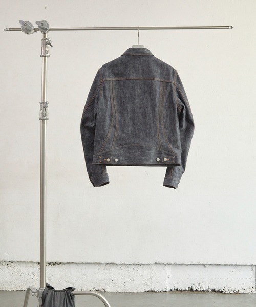 NVRFRGT（ネヴァーフォーゲット）の「DENIM TRUCKER JACKET/トラッカージャケットレーシングウェア/カッティング/デニム/NVRFRGT（デニムジャケット・メンズ・インディゴブルー・3/2）」の4枚目の写真