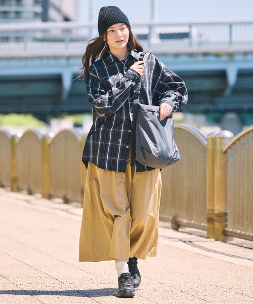 COBMASTER(コブマスター)の「【別注】 Cobmaster / コブマスター COB-CX 撥水加工 マルチポケット 配色裏地 ショルダーバッグ / A4収納可【THE CRAFT CREW PRODUCTS】(ショルダーバッグ・レディース・ブラック/チャコール・FREE)」の21枚目の写真
