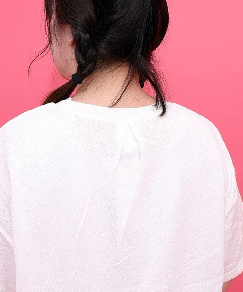 ScoLar(スカラー)の「ScoLar(スカラー) 画家スカラーちゃん ネコ柄Tシャツ(Tシャツ/カットソー・レディース・オフホワイト/ブラック・MEDIUM)」の8枚目の写真
