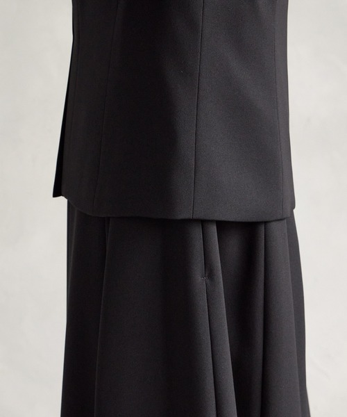 AIMER（エメ）の「【喪服・礼服】マシンウォッシャブル サテン切替ノーカラージャケット・Aラインワンピース 2点セットブラックフォーマルアンサンブル（スーツセット・レディース・ブラック・9号/11号/13号/15号）」の15枚目の写真
