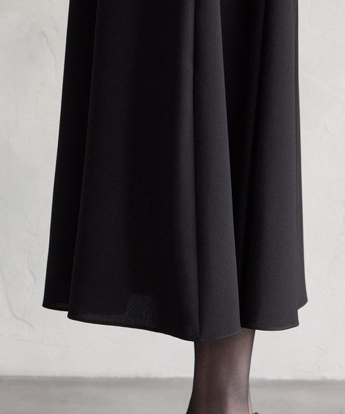 AIMER（エメ）の「【喪服・礼服】マシンウォッシャブル サテン切替ノーカラージャケット・Aラインワンピース 2点セットブラックフォーマルアンサンブル（スーツセット・レディース・ブラック・9号/11号/13号/15号）」の7枚目の写真