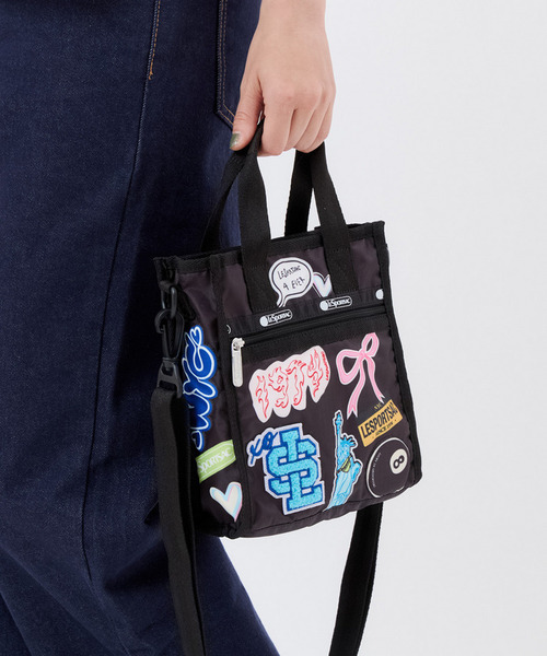 LeSportsac(レスポートサック)の「PW MINI N/S TOTE パッチワークブラックミニN/Sトート(ショルダーバッグ・レディース・ブラック・FREE)」の2枚目の写真