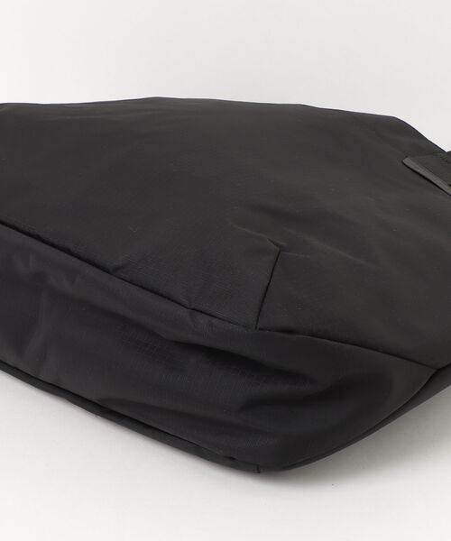 ALPAKA(アルパカ)の「ALPAKA / アルパカ Elements Tote (L) (Black Axoflux 210D) 撥水 軽量 大容量 PCトートバッグ(トートバッグ・メンズ・ブラック・FREE)」の7枚目の写真
