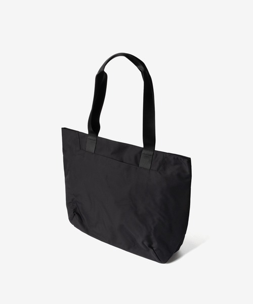 ALPAKA(アルパカ)の「ALPAKA / アルパカ Elements Tote (L) (Black Axoflux 210D) 撥水 軽量 大容量 PCトートバッグ(トートバッグ・メンズ・ブラック・FREE)」の17枚目の写真