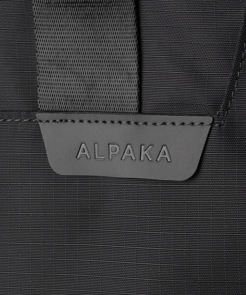 ALPAKA(アルパカ)の「ALPAKA / アルパカ Elements Tote (L) (Black Axoflux 210D) 撥水 軽量 大容量 PCトートバッグ(トートバッグ・メンズ・ブラック・FREE)」の4枚目の写真
