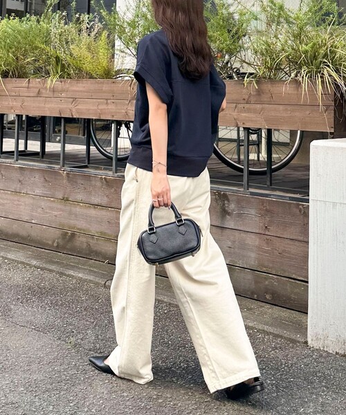 fredy emue(フレディエミュ)の「ミニ裏毛前開きZIPプルオーバー(Tシャツ/カットソー・レディース・ネイビー/サックスブルー/ベージュ/ライトグレー・38)」の17枚目の写真
