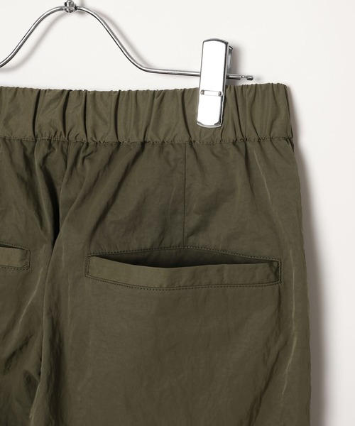 HEREIAM(ヘレイアム)の「【HEREIAM MEN】カーブフォルムパンツ(その他パンツ・メンズ・カーキ/ブラック・MEDIUM/LARGE)」の9枚目の写真