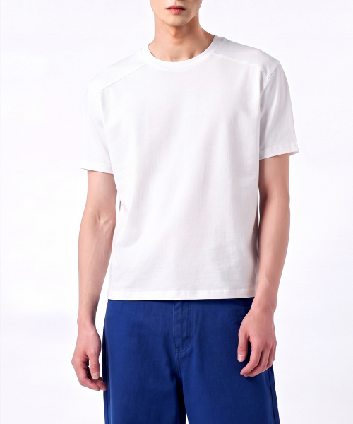 UNDEROFF(アンダーオフ)の「マッスルフィットクロップ切り替え半袖Tシャツホワイト(Tシャツ/カットソー・メンズ・ホワイト・MEDIUM/LARGE/X-LARGE)」の2枚目の写真