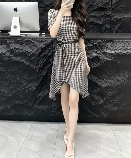 Girly Doll(ガーリードール)の「チェック柄アシメヘムミニワンピース(ワンピース・レディース・ブラック・L/M)」の3枚目の写真