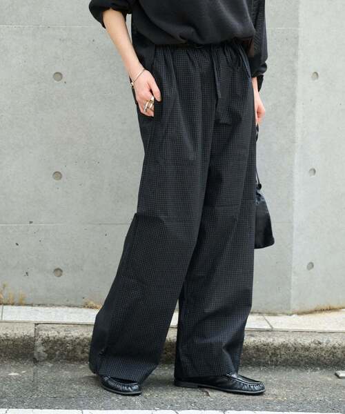 OUTDOOR PRODUCTS(アウトドアプロダクツ)の「COTTON CHECK PAJAMA PT(スラックス・レディース・ブラック/グリーン・38/36)」の1枚目の写真