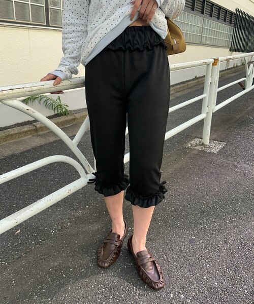 DISCOAT(ディスコート)の「【umm.】裾フリルバイカーパンツ(その他パンツ・レディース・ブラック/グレー/ブラック系その他・FREE)」の17枚目の写真