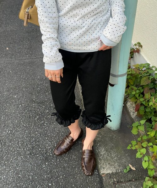 DISCOAT(ディスコート)の「【umm.】裾フリルバイカーパンツ(その他パンツ・レディース・ブラック/グレー/ブラック系その他・FREE)」の18枚目の写真