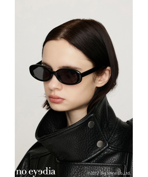 SLY（スライ）の「【noeyedia】OVAL SHAPE EYEWEAR ノーアイディアオーバルシェイプアイウェア（メガネ・レディース・ブラウン/ブラック/グレー・FREE）」の2枚目の写真
