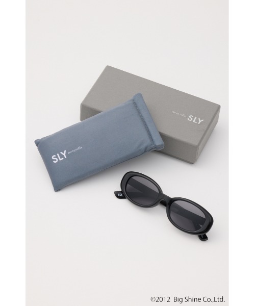 SLY（スライ）の「【noeyedia】OVAL SHAPE EYEWEAR ノーアイディアオーバルシェイプアイウェア（メガネ・レディース・ブラウン/ブラック/グレー・FREE）」の10枚目の写真