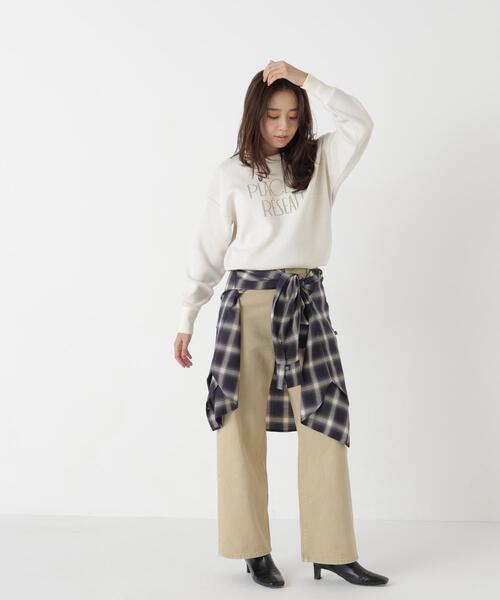 NATURAL BEAUTY BASIC(ナチュラルビューティーベーシック)の「ダブルジャガードロゴニット(ニット/セーター・レディース・グレー/オフホワイト/ダークブラウン・FREE)」の5枚目の写真