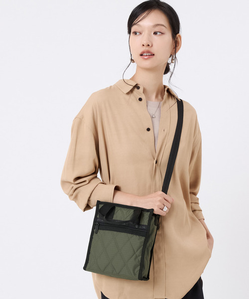 LeSportsac(レスポートサック)の「MINI N/S TOTE MH ミッドナイトフォレスト(ショルダーバッグ・レディース・グリーン・FREE)」の1枚目の写真