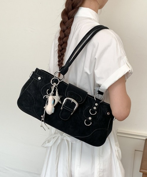 gossip!ロサンゼルス(ゴシップロサンゼルス)の「【Y2Kガーリー】 スウェード バックルデザイン スタッズ ショルダーバッグ(ショルダーバッグ・レディース・ブラック/ミント・FREE)」の15枚目の写真
