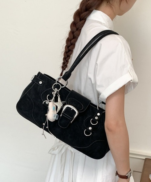 gossip!ロサンゼルス(ゴシップロサンゼルス)の「【Y2Kガーリー】 スウェード バックルデザイン スタッズ ショルダーバッグ(ショルダーバッグ・レディース・ブラック/ミント・FREE)」の16枚目の写真