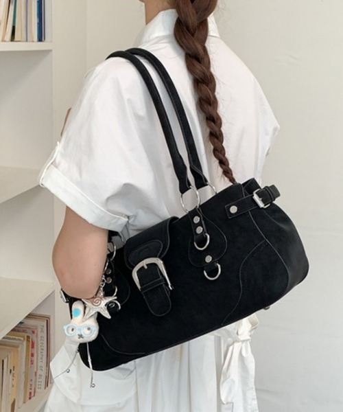 gossip!ロサンゼルス(ゴシップロサンゼルス)の「【Y2Kガーリー】 スウェード バックルデザイン スタッズ ショルダーバッグ(ショルダーバッグ・レディース・ブラック/ミント・FREE)」の18枚目の写真