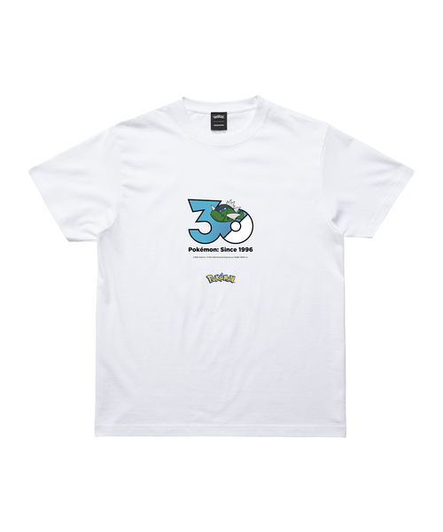 ZOZOSPOT(ゾゾスポット)の「Pokemon 30th Anniversary 1025 T-shirt 「バスラオ(あおすじのすがた)」(Tシャツ/カットソー・レディース・ホワイト・SMALL/MEDIUM/LARGE/X-LARGE/XX-LARGE/XXX-LARGE/100cm/110cm/120cm/130cm/140cm/150cm/160cm)」の1枚目の写真