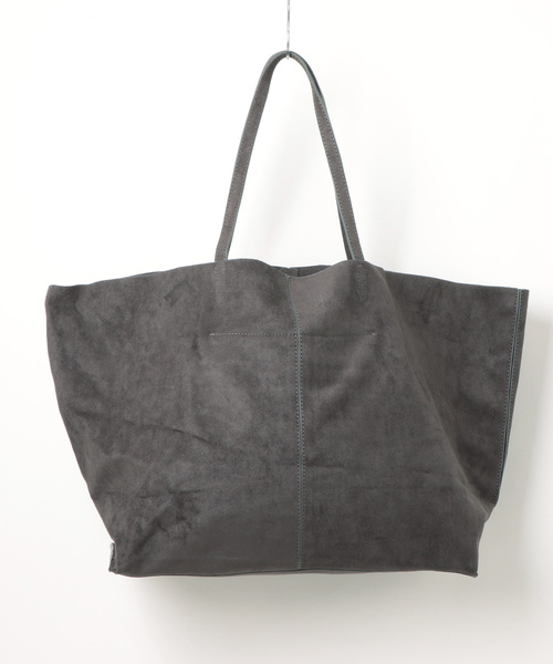 LAULEN（ローレン）の「suede touch wide shoulder bag /スエードタッチワイドショルダーバッグ（トートバッグ・レディース・ベージュ/カーキ/グレー・FREE）」の4枚目の写真