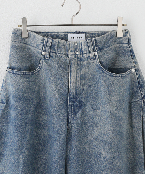 TANAKA(タナカ)の「【TANAKA / タナカ】WIDE CROPPED JEANS(デニムパンツ・レディース・ブラック/ブルー・28/26/27)」の4枚目の写真