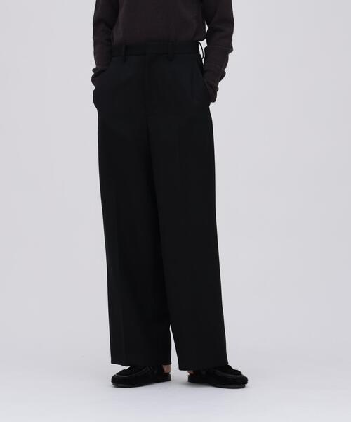 YLEVE(イレーヴ)の「YLEVE / WOOL TWILL TROUSERS(その他パンツ・レディース・ベージュ/ブラック・0/1/2)」の21枚目の写真