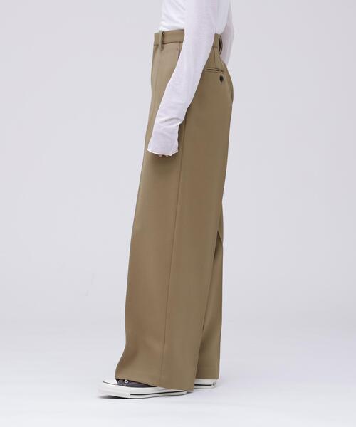 YLEVE(イレーヴ)の「YLEVE / WOOL TWILL TROUSERS(その他パンツ・レディース・ベージュ/ブラック・0/1/2)」の14枚目の写真