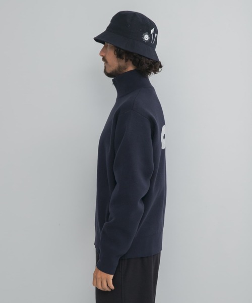 URBAN RESEARCH Sonny Label(アーバンリサーチサニーレーベル)の「OOPS バックビッグロゴニット(ニット/セーター・メンズ・グリーン/ネイビー/ブラック・MEDIUM/LARGE/X-LARGE)」の18枚目の写真