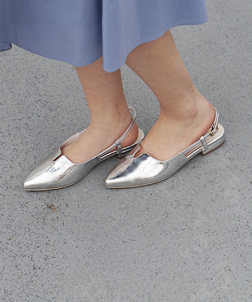 laboratory work(ラボラトリーワーク)の「Vカット メタルヒールサンダル(サンダル・レディース・シルバー/ブラック/カーキ・MEDIUM/LARGE)」の18枚目の写真