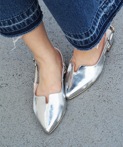 laboratory work(ラボラトリーワーク)の「Vカット メタルヒールサンダル(サンダル・レディース・シルバー/ブラック/カーキ・MEDIUM/LARGE)」の19枚目の写真