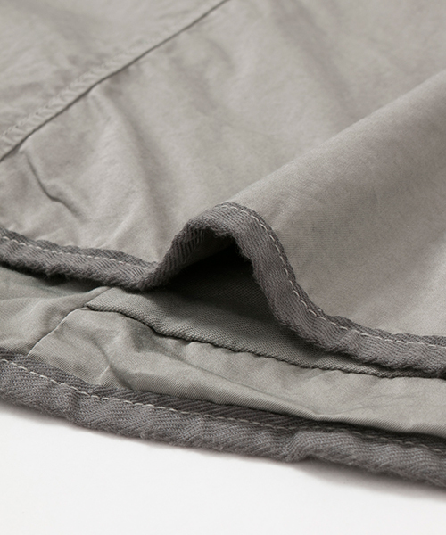 WORK NOT WORK URBAN RESEARCH（ワークノットワークアーバンリサーチ）の「WORK NOT WORK　硫化染ワークポケットベスト（ベスト・メンズ・グレー/ネイビー・MEDIUM/LARGE）」の11枚目の写真