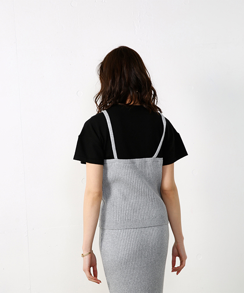 AZUL by moussy（アズールバイマウジー）の「キャミレイヤード半袖ニットプルオーバー（ニット/セーター・レディース・ブラック/グレー/イエロー・LARGE/SMALL/MEDIUM）」の4枚目の写真