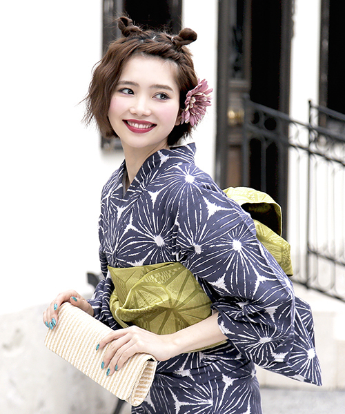 bonheur saisons(ボヌールセゾン)の「浴衣3点セット (浴衣+帯+下駄)「bonheur saisons/ボヌールセゾン」(浴衣・レディース・ホワイト系その他/ダークネイビー/ネイビー/ホワイト系その他2/ライトブルー/ピンク系その他/ピンク系その他2/ホワイト系その他3/ホワイト系その他5/ホワイト系その他4/ブルー系その他・FREE/フリー)」の10枚目の写真