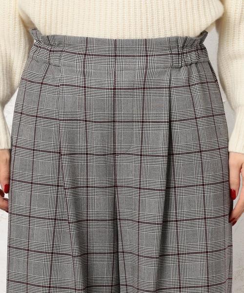 green label relaxing（グリーンレーベルリラクシング）の「CB ウラキモウ イージーワイドパンツ ◆（その他パンツ・レディース・ベージュ/ブラウン/レッド/オフホワイト/ダークグレー/コバルトブルー・38/36）」の11枚目の写真