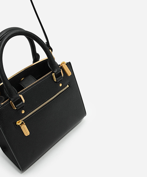 CHARLES & KEITH（チャールズ & キース）の「ベーシックストラクチャーハンドバッグ / BASIC STRUCTURED HANDBAG（ハンドバッグ・レディース・ブラック/レンガ/ダークネイビー・M）」の6枚目の写真