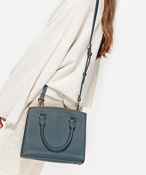 CHARLES & KEITH（チャールズ & キース）の「ベーシックストラクチャーハンドバッグ / BASIC STRUCTURED HANDBAG（ハンドバッグ・レディース・ブラック/レンガ/ダークネイビー・M）」の15枚目の写真