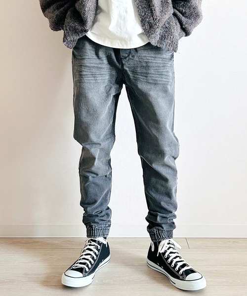 BEATJIVE（ビートジャイブ）の「ストレッチデニム ジョガーパンツ イージー仕様 ウエストゴム テーパードシルエット ヴィンテージ加工 メンズ（デニムパンツ・メンズ・ライトインディゴブルー/ダークインディゴブルー/ワンウォッシュ/ブラック系その他2/ブラック系その他・2/3）」の18枚目の写真