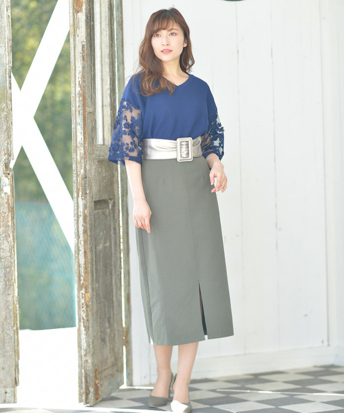 rps（アールピーエス）の「袖３ＤレースＶネックニットプルオーバー（ニット/セーター・レディース・オフホワイト/杢グレー/ネイビー・M）」の4枚目の写真