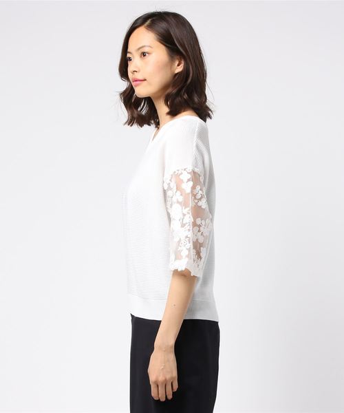 rps（アールピーエス）の「袖３ＤレースＶネックニットプルオーバー（ニット/セーター・レディース・オフホワイト/杢グレー/ネイビー・M）」の5枚目の写真