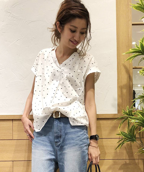 LIPSTAR（リップスター）の「Vネック後ろリボンギンガム＆ドット＆無地ブラウス（シャツ/ブラウス・レディース・ブラック系その他2/オフホワイト/ブラック系その他/ホワイト系その他/イエロー・M）」の3枚目の写真