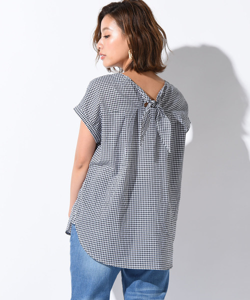 LIPSTAR（リップスター）の「Vネック後ろリボンギンガム＆ドット＆無地ブラウス（シャツ/ブラウス・レディース・ブラック系その他2/オフホワイト/ブラック系その他/ホワイト系その他/イエロー・M）」の12枚目の写真