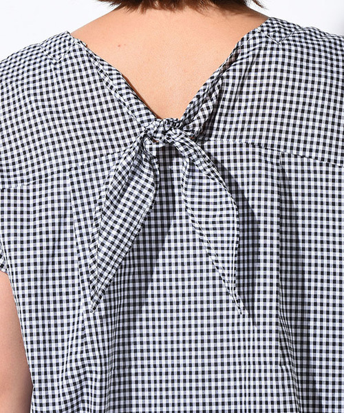 LIPSTAR（リップスター）の「Vネック後ろリボンギンガム＆ドット＆無地ブラウス（シャツ/ブラウス・レディース・ブラック系その他2/オフホワイト/ブラック系その他/ホワイト系その他/イエロー・M）」の17枚目の写真