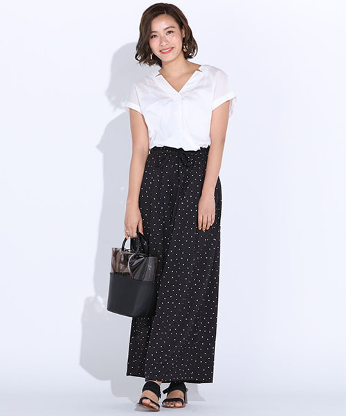 LIPSTAR（リップスター）の「Vネック後ろリボンギンガム＆ドット＆無地ブラウス（シャツ/ブラウス・レディース・ブラック系その他2/オフホワイト/ブラック系その他/ホワイト系その他/イエロー・M）」の20枚目の写真