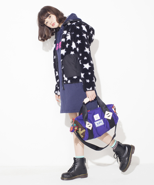 X-girl（エックスガール）の「FLUFFY HOODIE 2013（その他アウター・レディース・ホワイト/マルチ/ベージュ/ネイビー・1/2）」の14枚目の写真