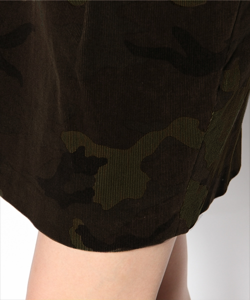 SHIPS for women(シップスフォーウィメン)の「カモ ビッグ ポケットスカート(スカート・レディース・ライトグリーン/オリーブ・36/38/34)」の8枚目の写真