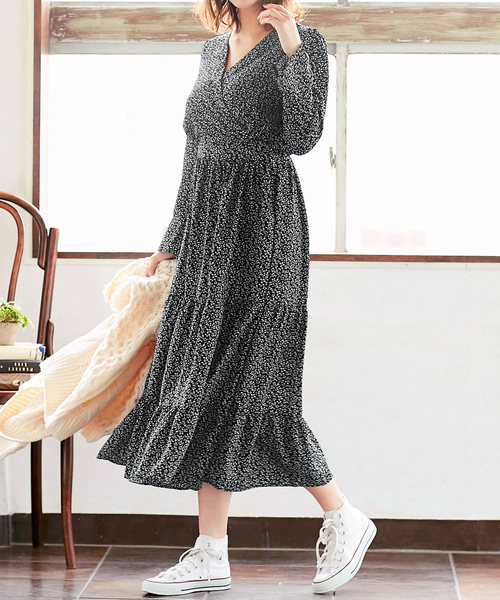 KOBE LETTUCE（コウベレタス）の「小花柄ティアードカシュクールマキシ