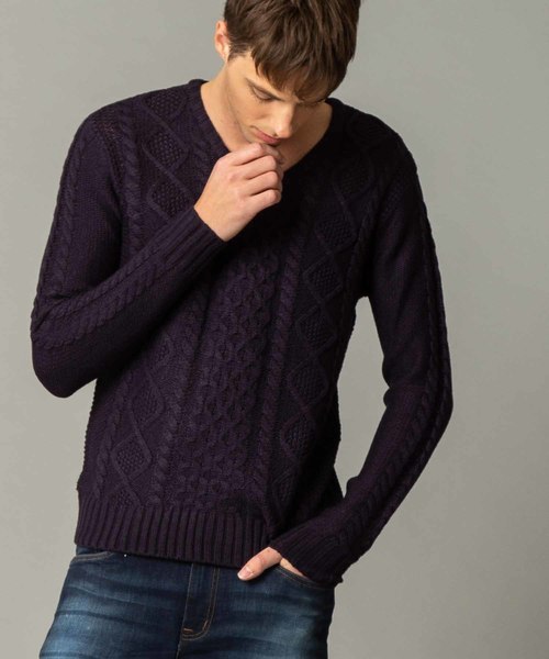 London Denim(ロンドンデニム)の「フィッシャーマンズ ケーブル編み / Vネックネック セーター(ニット/セーター・メンズ・ライトグレー/ブラック/ネイビー/レッド/オフホワイト/ミックスグレー/ワインレッド/ブラックミックス/ホワイト系その他/ブラック系その他/ブルー系その他/キャメル・M/L)」の8枚目の写真