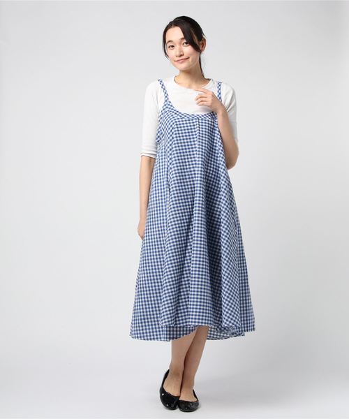 La・comfy(ラコンフィー)の「ギンガムチェックロング丈キャミワンピース(ワンピース・レディース・ブラック/ブルー/ネイビー・FREE)」の3枚目の写真